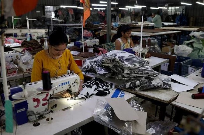 Sau dầu thô, khí đốt, đến lượt giá nguyên liệu quan trọng ngành dệt may 'nhảy múa'